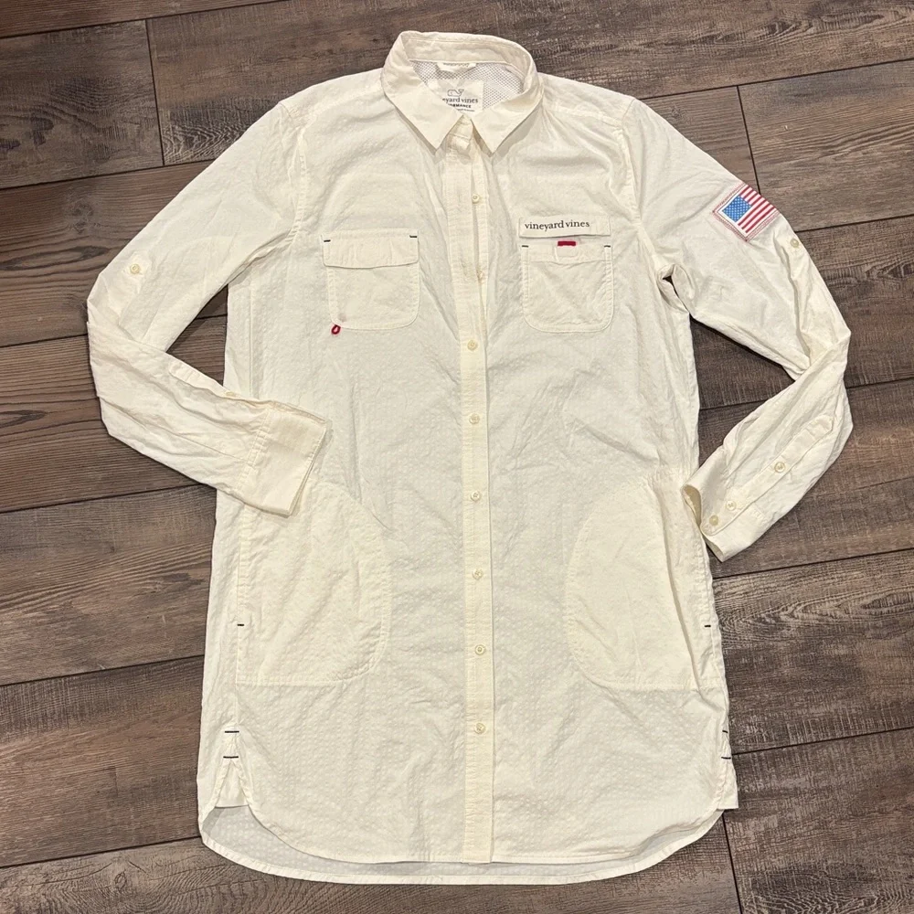 Vineyard Vines Harbor Cover Up - Picture 3 of 9
